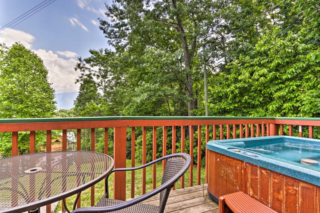 Gatlinburg Chalet Hot Tub, Sauna And Mountain View Buitenkant foto