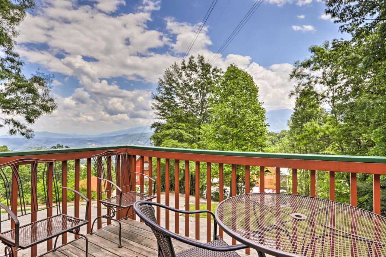 Gatlinburg Chalet Hot Tub, Sauna And Mountain View Buitenkant foto